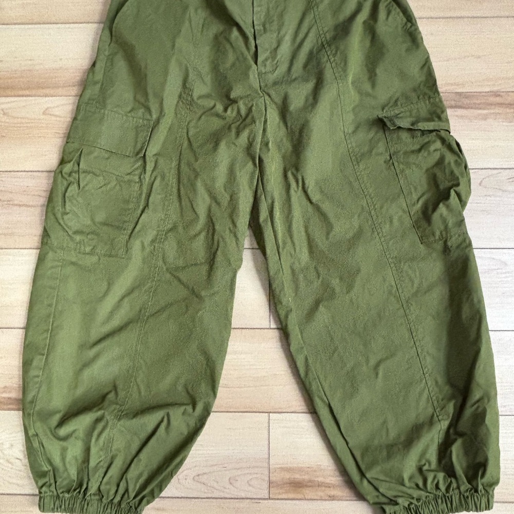 Women's Olive Green Cargo Joggers